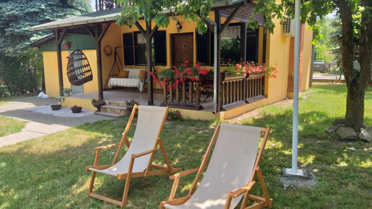 Villa Kuca Ribarev San à Beocin Extérieur photo